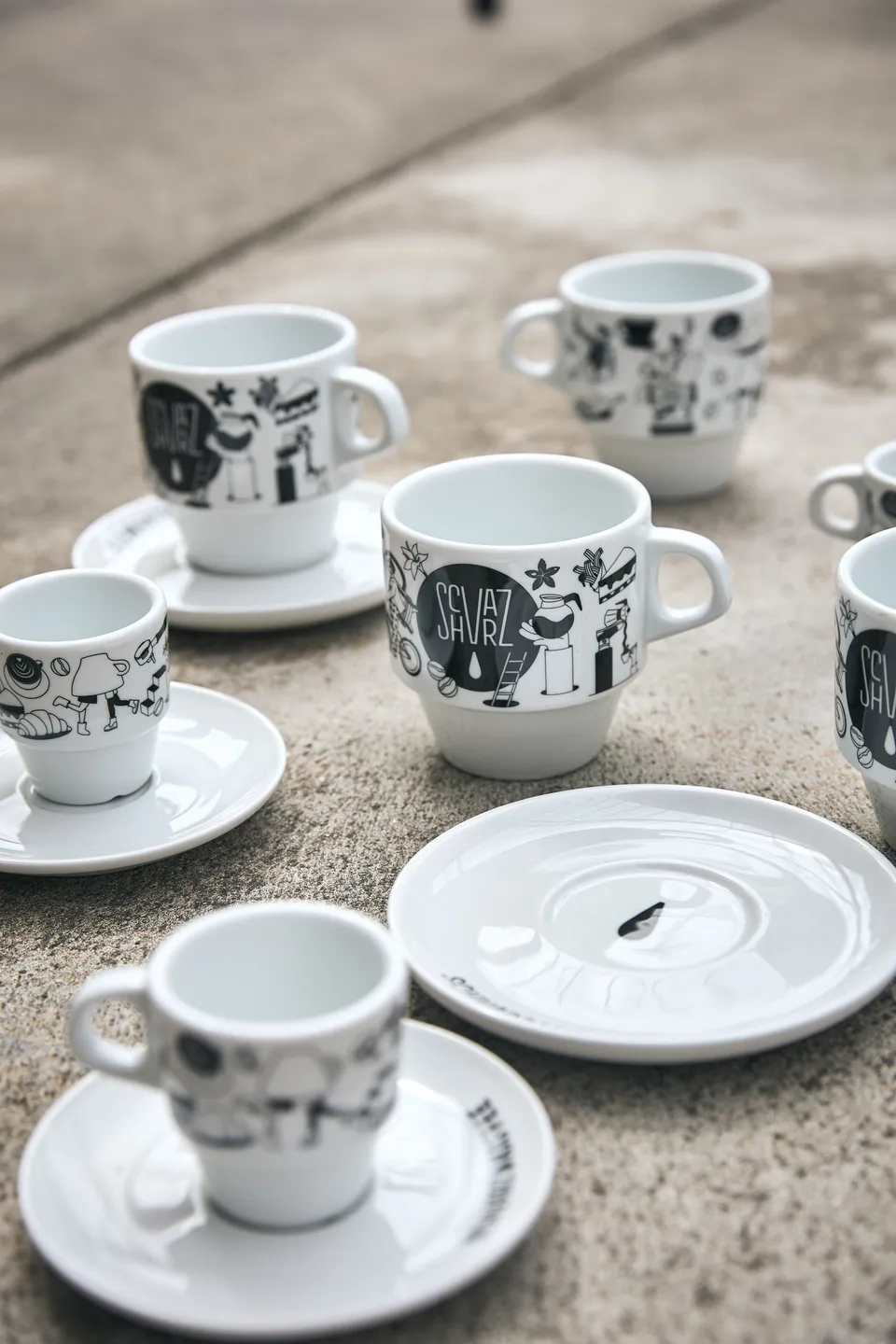 Schvarz Design Tasse Espresso mit Untertasse Keramik