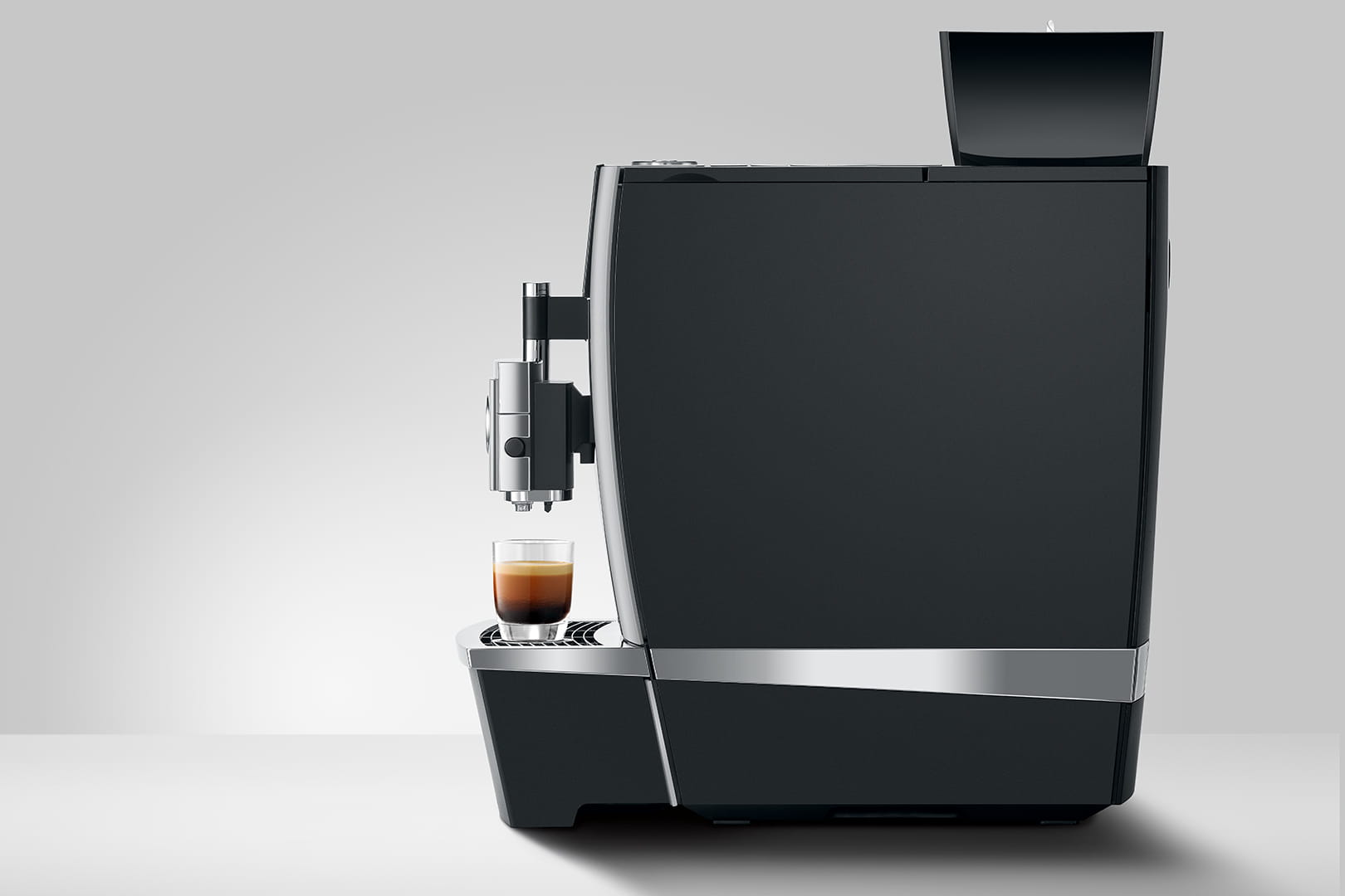 JURA GIGA X3 Kaffeevollautomat Aluminium 150 Tassen 5L