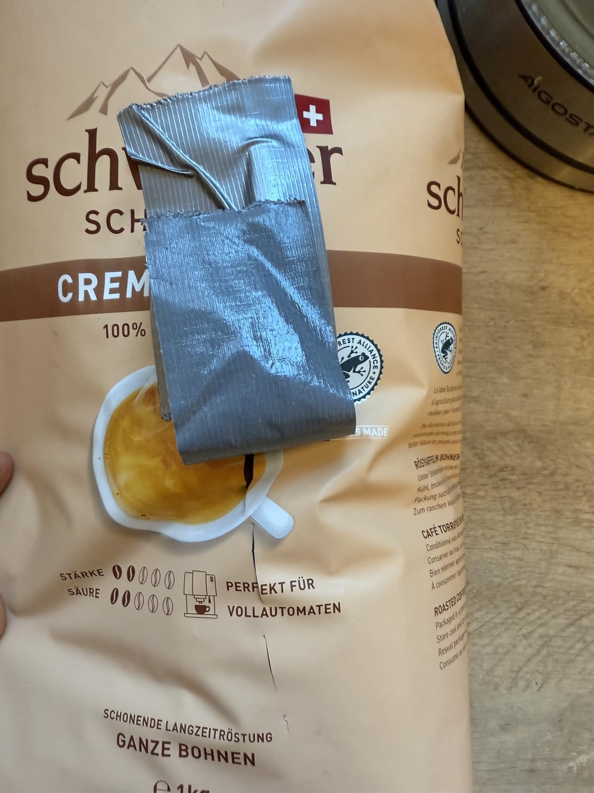 Schwiizer Schüümli Crema Mild Kaffeebohnen 1 kg Arabica